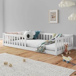 Lit enfant GUSTAVO type Montessori, couchage 90x190 cm, en pin massif lasuré blanc