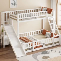 Lit superposé 140x200 cm avec toboggan ludique et étagères intégrées, structure en pin et MDF blanc