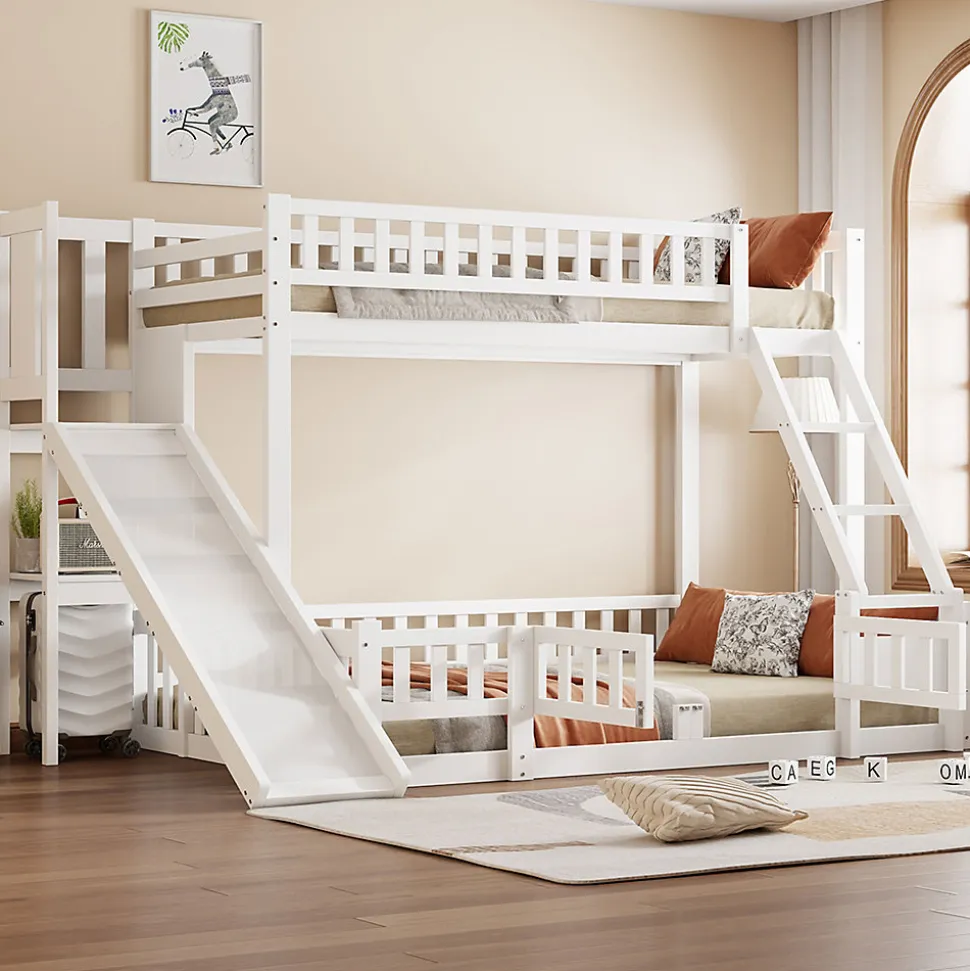 Lit superposé 140x200 cm avec toboggan ludique et étagères intégrées, structure en pin et MDF blanc