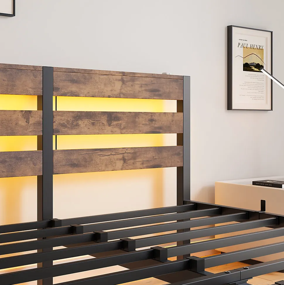 Lit 140x200 cm avec rangement sous le lit et éclairage LED RGB, cadre métal et surface boisée noir brun