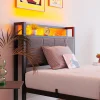 Lit 90x200 cm avec tête de lit haute et LED multicolore, station de charge USB intégrée et cadre métal