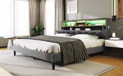 Lit 140x200 cm avec tête de rangement et bande LED, cadre bois massif tapissé lin gris, rangements intégrés