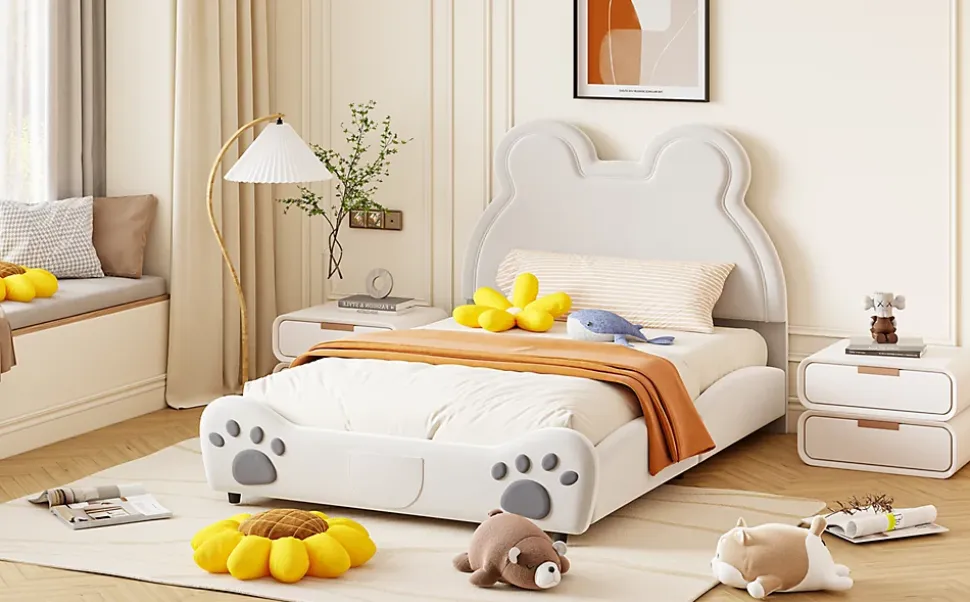 Lit 140x200 cm avec tête d'ours tapissée velours blanc, cadre bois et métal pour chambre d'enfant