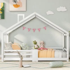 Lit 90x200 cm en bois massif blanc, forme maison avec cheminée, barrières anti-chute 4 côtés et lattes rigides