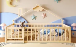 Lit 140x190 cm en pin naturel avec balustrade 32 cm et serrure, style maisonnette pour enfant