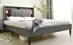 Lit 140x200 cm tête de lit avec rangement, ports USB et éclairage LED, cadre bois massif et tissu lin gris