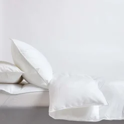 Lot de 2 couettes 4 saisons 230 x 220 cm en microfibre 9 + 4.5 Tog - HOMESCAPES