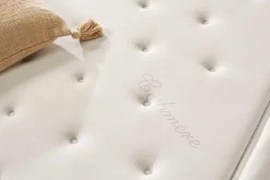 Matelas Mousse à memoire de forme Premium Cashmere 27cm, 140x200cm - Moonia