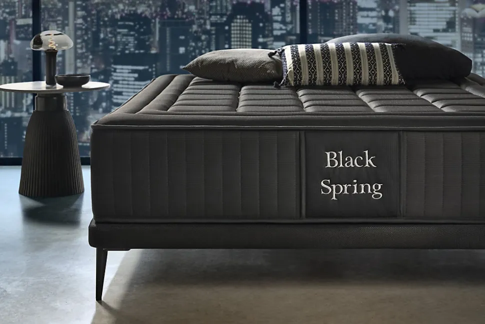 Matelas Ressorts Ensachés Black Spring Royal, 30cm, 140x190cm - Moonia