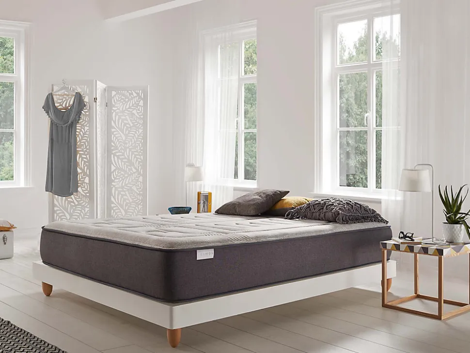 Matelas 140x190 - Épaisseur 30 cm - Jupiter - Blue Latex - Mémoire de forme - 7 zones - Indépendance de couchage - Ferme - Durable