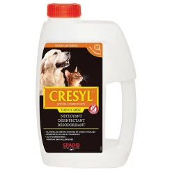 Nettoyant désinfectant désodorisant spécial chiens et chats Crésyl Spado 1L