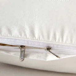 Oreiller carré en laine, 80 x 80 cm - HOMESCAPES