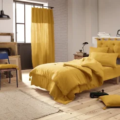 OUREA - Couvre-pied 150x150cm Capitonné Gaze de Coton Safran