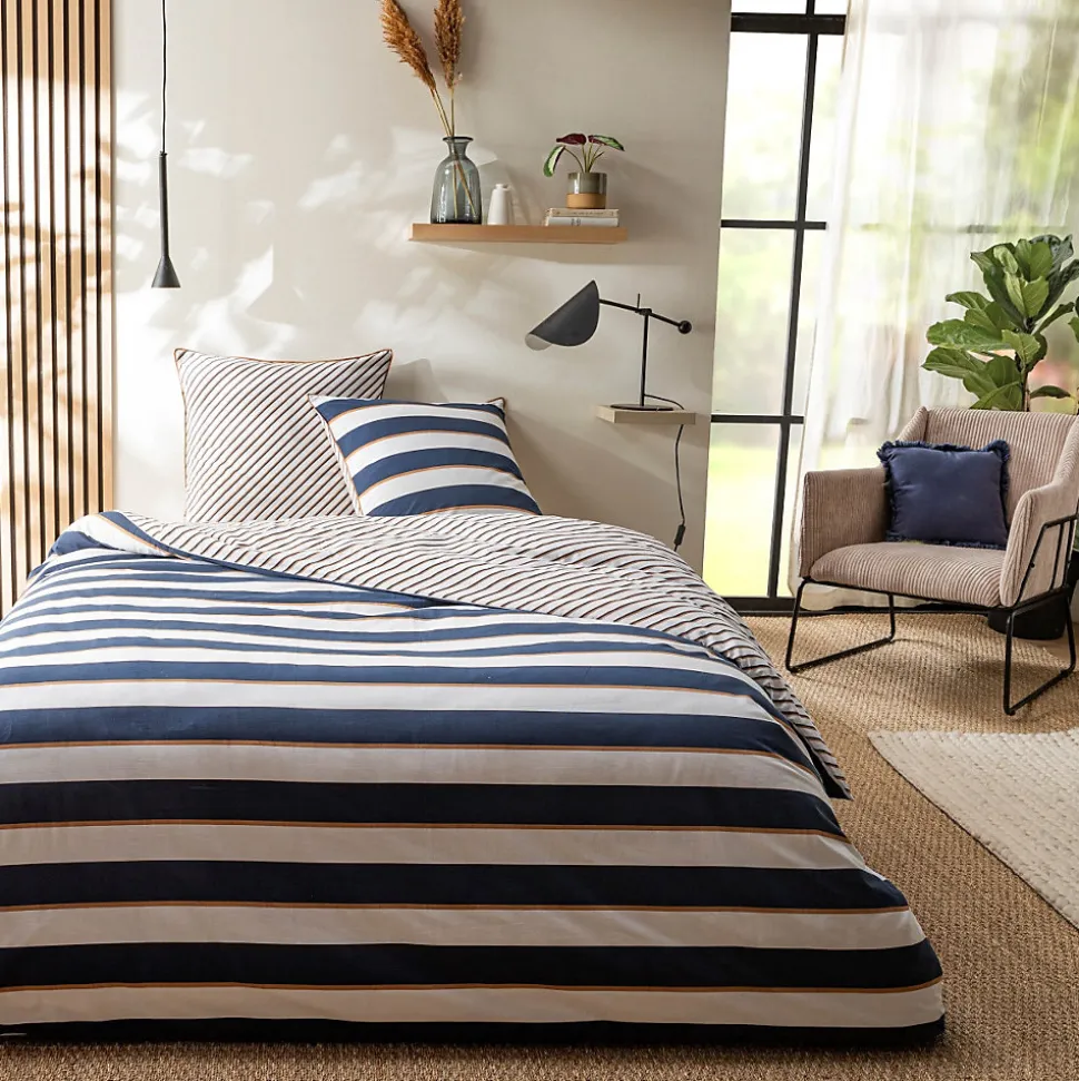 Parure de lit 2 personnes à rayures réversible 240x220cm
