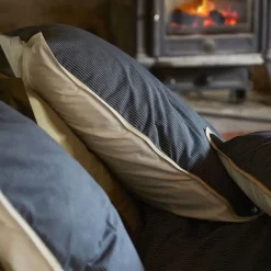 Parure de lit 3 pièces : housse 260x240 cm et taies 50x70 cm coton BRIXTON à rayures noires