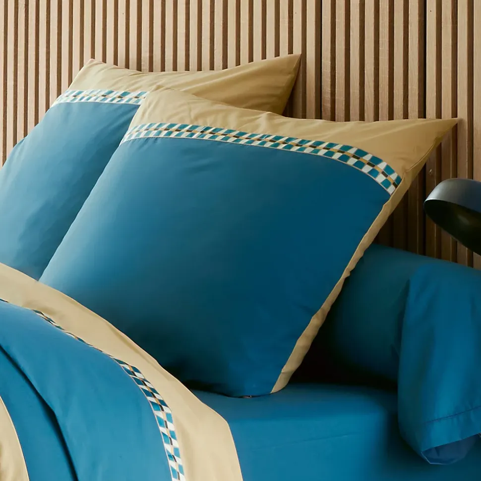 Parure de lit 3 pièces : housse 260x240 cm et taies 65x65 cm en percale de coton LINOA bleu cobalt
