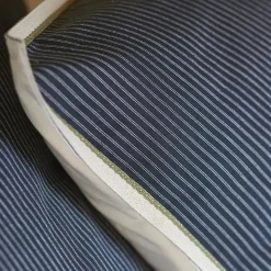 Parure de lit 3 pièces : housse 200x200 cm et taie 65x65 cm coton BRIXTON à rayures noires