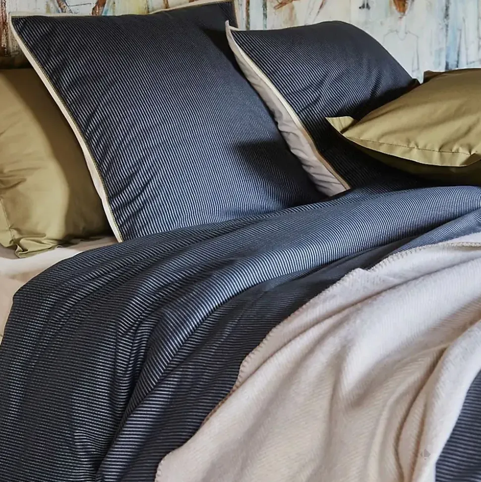 Parure de lit 2 pièces : housse 140x200 cm et taie 65x65 cm coton BRIXTON à rayures noires