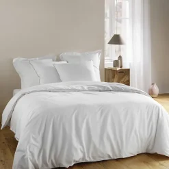 Parure de lit blanche galon pompons beiges (240x220 cm - Blanc)