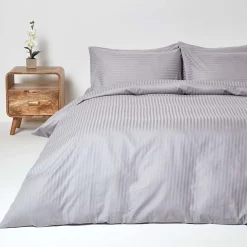 Parure de lit satin rayé en coton égyptien 330 fils gris, 200x200cm - HOMESCAPES