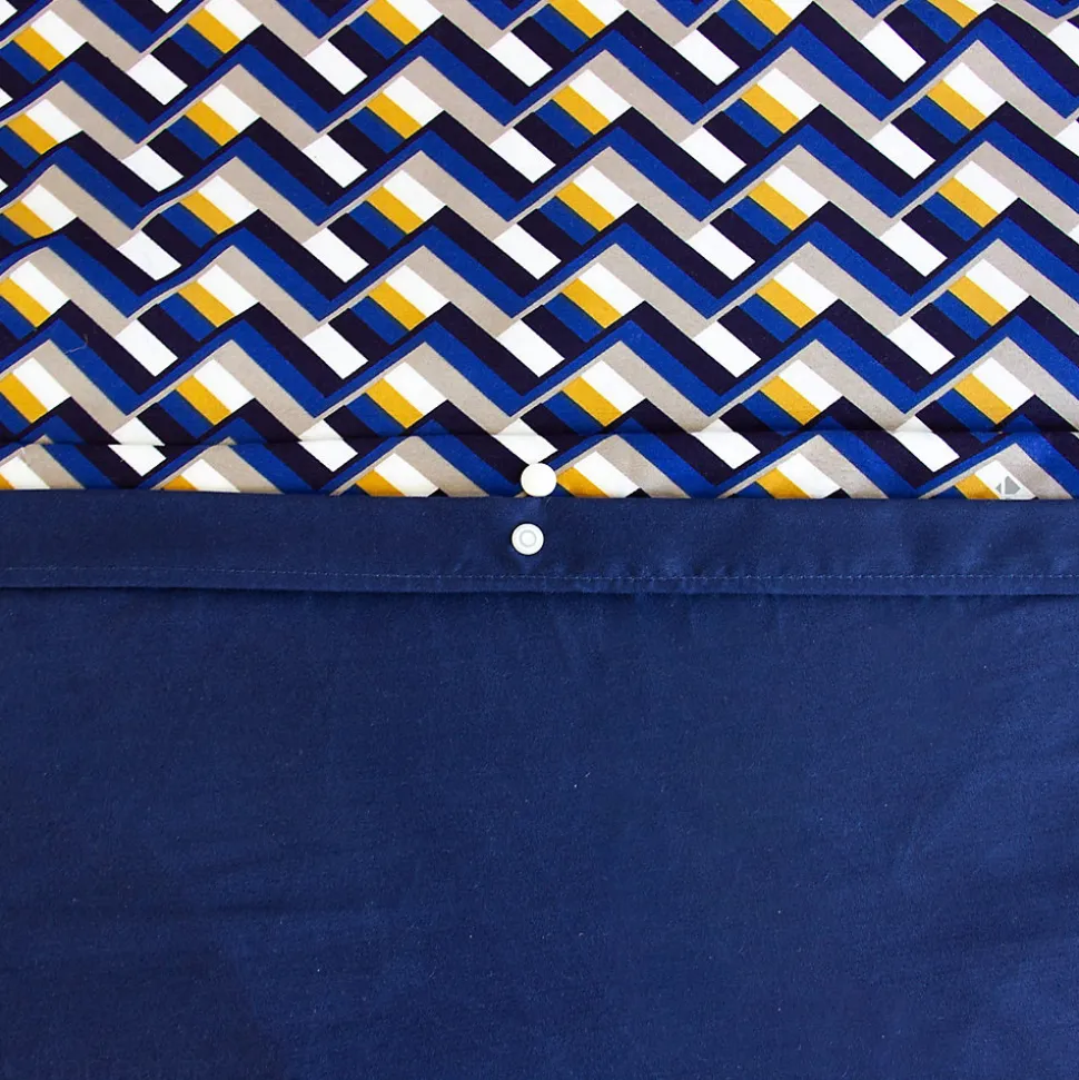 Parure de lit 140x200 cm en microfibre LOSS bleu foncé motif géométrique 2 pièces