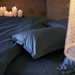 Parure de lit 280x240 cm et taie 50x70 cm percale MANOIR bleu Marine