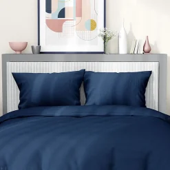 Parure de lit 240x220 cm satin de coton SAPRI bleu indigo 3 pièces