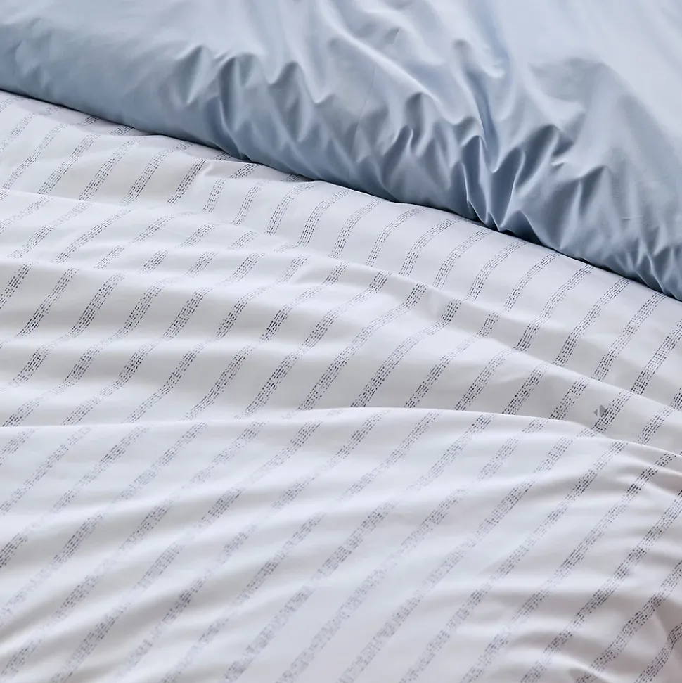 Parure de lit 260x240 cm 50x70 cm percale GABY bleu Baltique 3 pièces