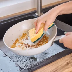 Éponge à récurer vendue par 10 multi-usages L.13 x l.8,4 x ep.2,4 cm