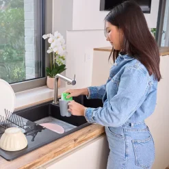 Éponge synthétique abrasive L.11 x l.6,5 x 2,4 cm blanc et vert vendue par 3 pièces