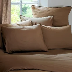 Taie d'oreiller PALACE pur coton lavé 65x65 cm uni marron cognac