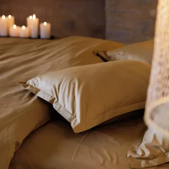 Taie d'oreiller volants plats 65x65 cm percale MANOIR marron Cognac