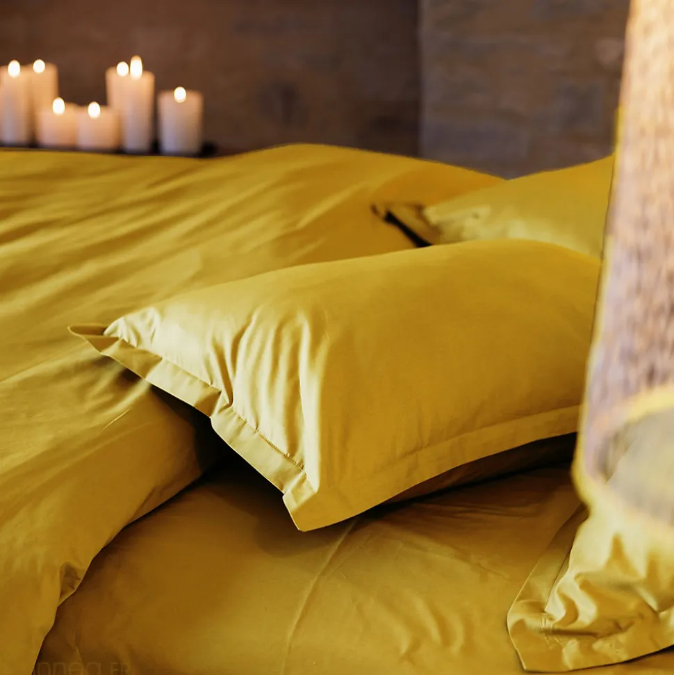 Taie d'oreiller volants plats 65x65 cm percale MANOIR jaune Moutarde
